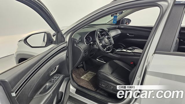 Hyundai Tucson (NX4) Diesel 2.0 4WD Premium 2022 — фото 11