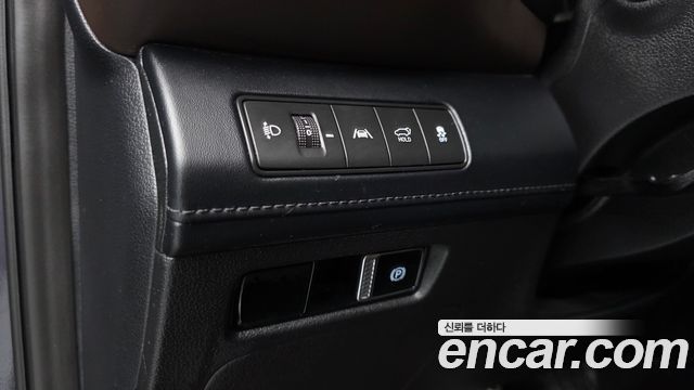 Hyundai Santa Fe Gasoline 2.5T 2WD Prestige 2021 — фото 12