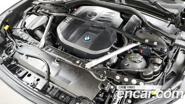BMW 7 Series (G70) 740i xDrive M Sport 2024 — фото 6