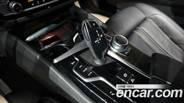 BMW 5 Series (G30) 520i M Sport 2022 — фото 9