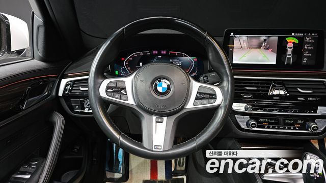 BMW 5 Series (G30) 520i M Sport 2022 — фото 13