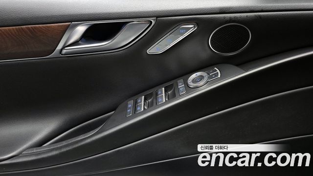 Genesis G80 (RG3) Gasoline 3.5 Turbo AWD 2022 — фото 18