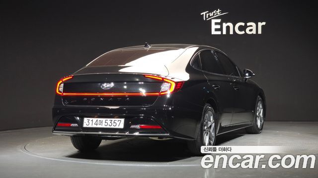 Hyundai Sonata (DN8) 2.0 Premium Plus 2022 — фото 2