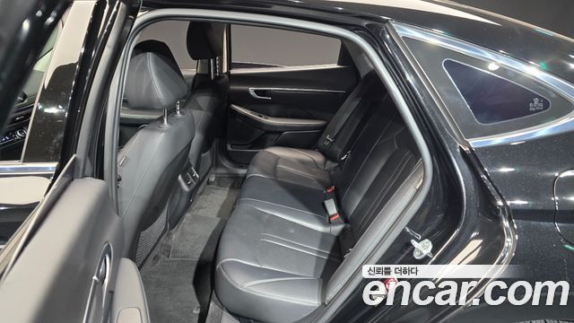 Hyundai Sonata (DN8) 2.0 Premium Plus 2022 — фото 13