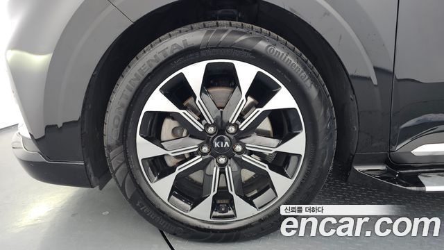 Kia Carnival (IV) Diesel 9-Seater Hi-Limousine Signature 2021 — фото 5