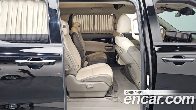 Kia Carnival (IV) Diesel 9-Seater Hi-Limousine Signature 2021 — фото 12