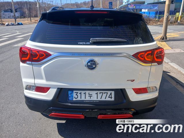 KG Mobility (SsangYong) Beautiful Korando Gasoline 1.5 2WD R-Plus 2022 — фото 3