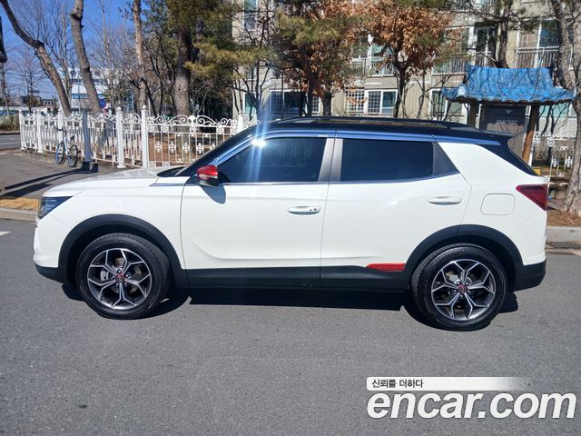 KG Mobility (SsangYong) Beautiful Korando Gasoline 1.5 2WD R-Plus 2022 — фото 6