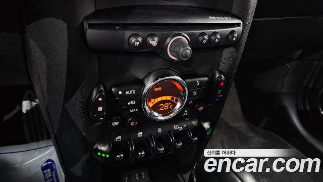 MINI Cooper S Convertible Standard Second Generation 2015 — фото 18