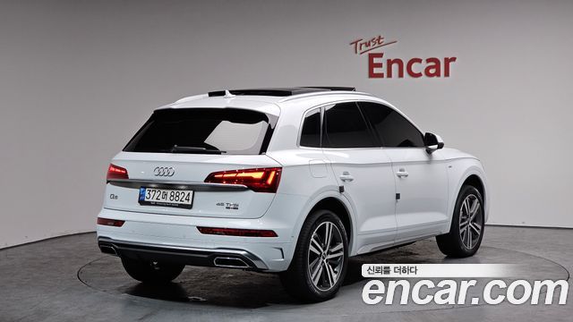 Audi Q5 (FY) 45 TFSI Quattro Premium 2021 — фото 2