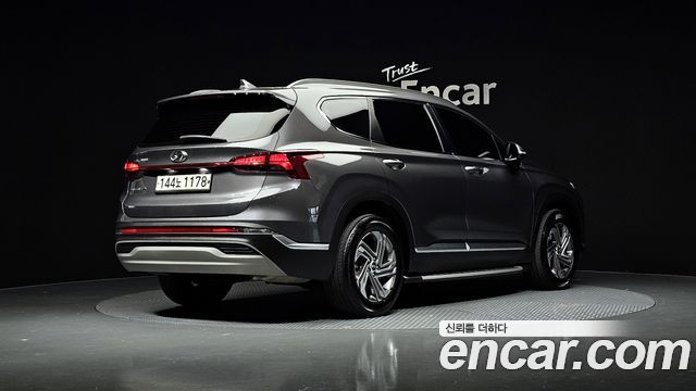 Hyundai Santa Fe Diesel 2.2 2WD Prestige 2021 — фото 2