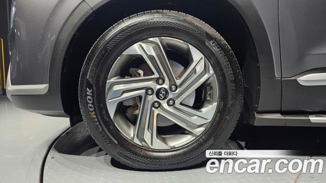 Hyundai Santa Fe Diesel 2.2 2WD Prestige 2021 — фото 5