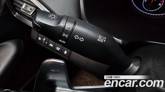 Hyundai Santa Fe Diesel 2.2 2WD Prestige 2021 — фото 17
