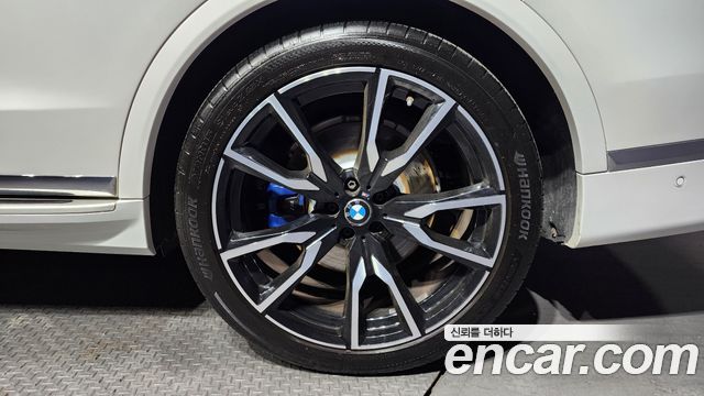 BMW X7 (G07) xDrive 40i M Sport 6STR 2021 — фото 5