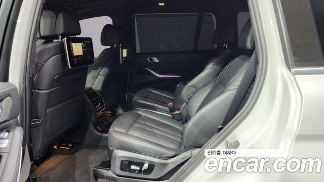 BMW X7 (G07) xDrive 40i M Sport 6STR 2021 — фото 12