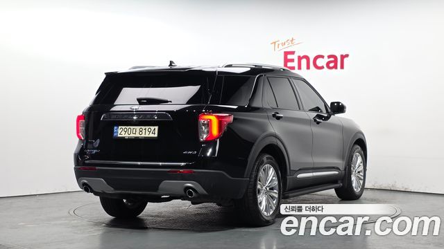 Ford Explorer (VI) 2.3 LimIted 4WD 2022 — фото 2