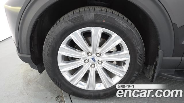 Ford Explorer (VI) 2.3 LimIted 4WD 2022 — фото 5