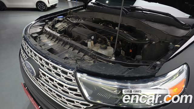 Ford Explorer (VI) 2.3 LimIted 4WD 2022 — фото 6