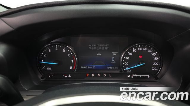 Ford Explorer (VI) 2.3 LimIted 4WD 2022 — фото 8