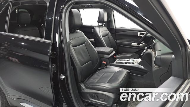 Ford Explorer (VI) 2.3 LimIted 4WD 2022 — фото 12