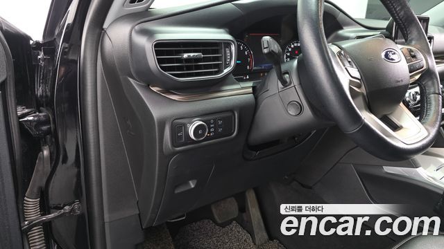 Ford Explorer (VI) 2.3 LimIted 4WD 2022 — фото 13