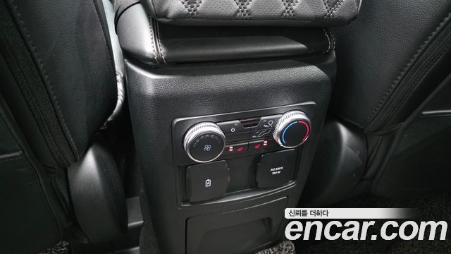Ford Explorer (VI) 2.3 LimIted 4WD 2022 — фото 19