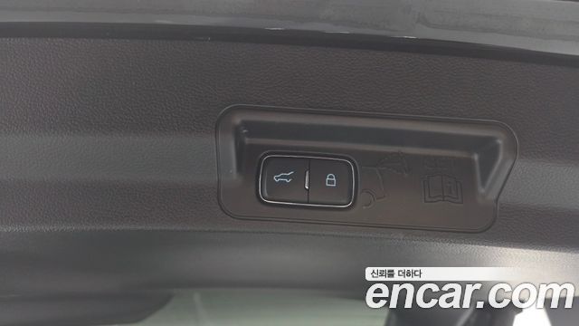 Ford Explorer (VI) 2.3 LimIted 4WD 2022 — фото 20