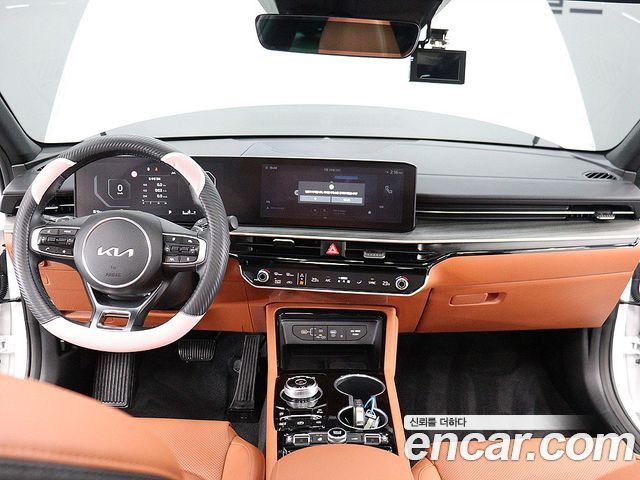 Kia K5 (III) 1.6 Turbo Noblesse 2025 — фото 18