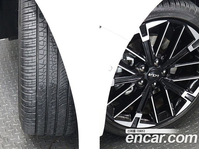 Kia K5 (III) 1.6 Turbo Noblesse 2025 — фото 24