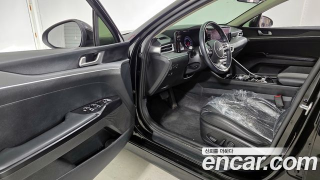 Kia K5 (III) 2.0 Prestige 2021 — фото 11