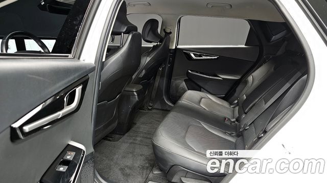 Kia EV6 Long Range Earth 2023 — фото 12