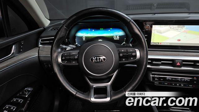 Kia K5 (III) 2.0 Signature 2021 — фото 13
