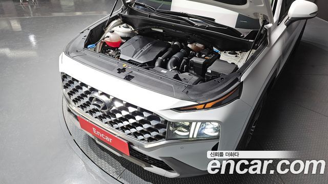 Hyundai Santa Fe Gasoline 2.5T 2WD Prestige 2021 — фото 6