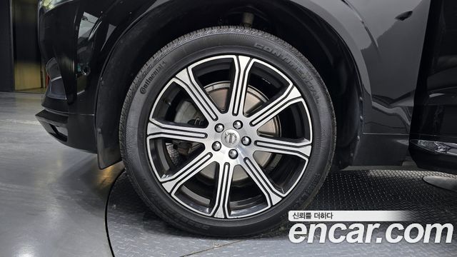 Volvo XC60 (II) D5 Inscription 2019 — фото 5