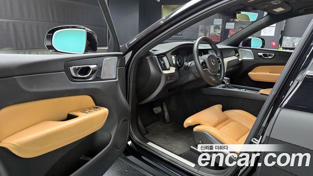 Volvo XC60 (II) D5 Inscription 2019 — фото 11