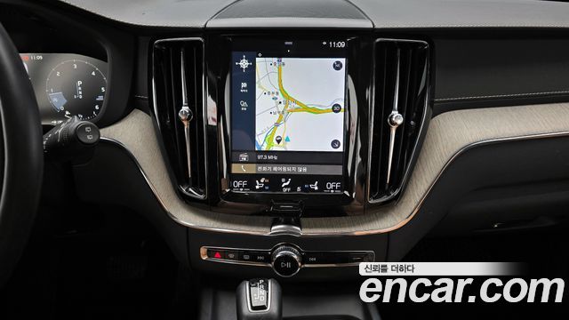 Volvo XC60 (II) D5 Inscription 2019 — фото 14