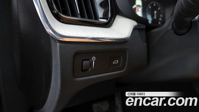 Volvo XC60 (II) D5 Inscription 2019 — фото 17