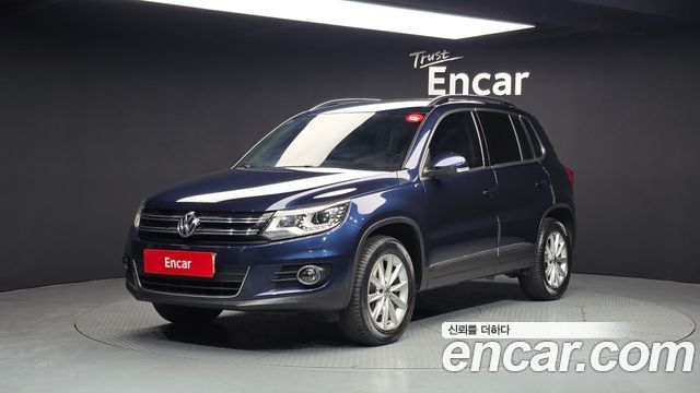 Volkswagen Tiguan 2.0 TDI Comfort 5N 2015 — фото 1