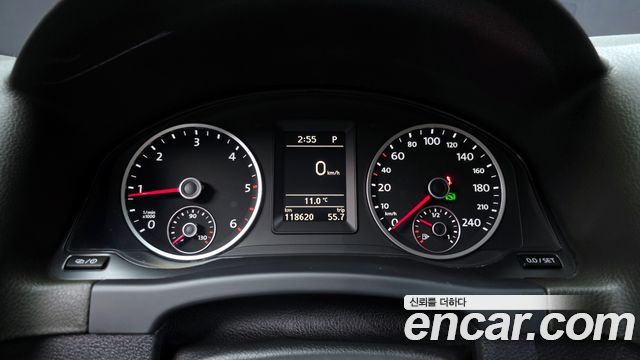 Volkswagen Tiguan 2.0 TDI Comfort 5N 2015 — фото 8