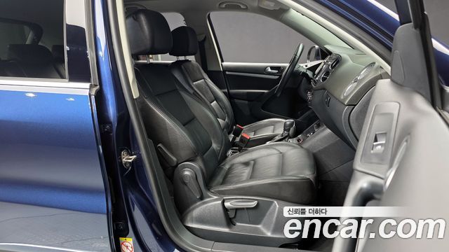 Volkswagen Tiguan 2.0 TDI Comfort 5N 2015 — фото 10
