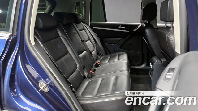 Volkswagen Tiguan 2.0 TDI Comfort 5N 2015 — фото 12