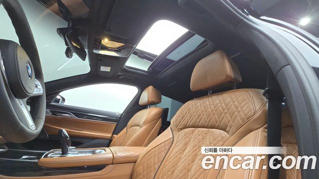 BMW 7 Series (G11) 730Ld xDrive M Sport 2021 — фото 19