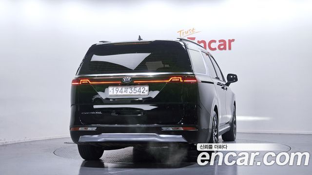 Kia Carnival (IV) Gasoline 9-Seater Noblesse 2021 — фото 4