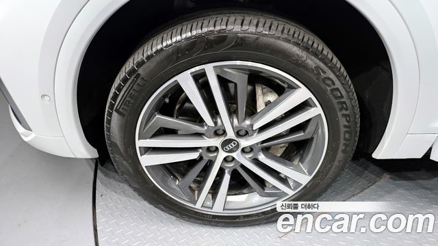 Audi Q5 (FY) 45 TFSI Quattro Premium 2021 — фото 5