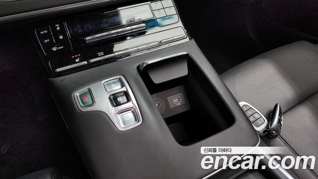Hyundai Grandeur (IG) 2.5 Premium 2022 — фото 9