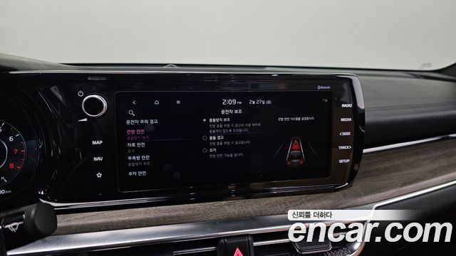 Kia K5 (III) 2.0 Noblesse 2021 — фото 19
