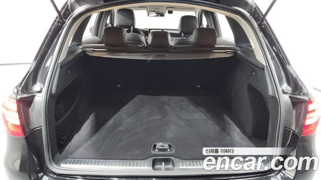 Mercedes-Benz GLC-Class (X253) GLC300 4MATIC 2019 — фото 20