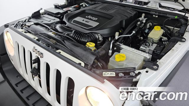 Jeep Wrangler (JK) 3.6 Rubicon 4Door 2017 — фото 6