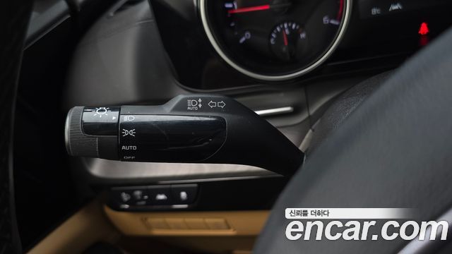 Kia Carnival (IV) Diesel 9-Seater Prestige 2023 — фото 16