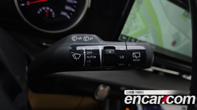 Kia Carnival (IV) Diesel 9-Seater Prestige 2023 — фото 17